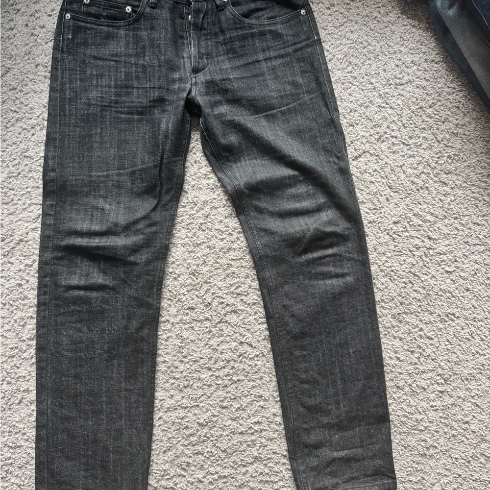 APC New Standard Black 30x29.5